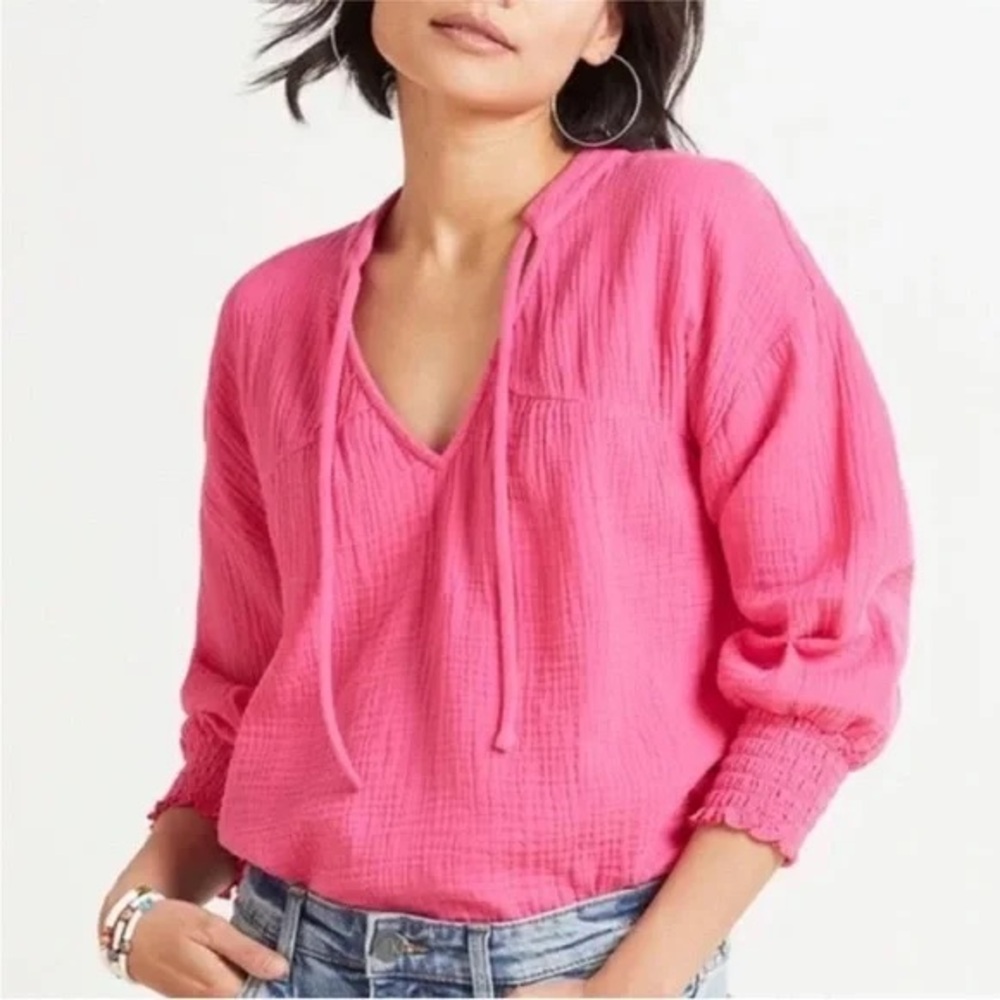 Evereve Eleanor Peasant Slubbed Cotton Gauze Smocked V Neck Blouse Pink Medium - Picture 9 of 9